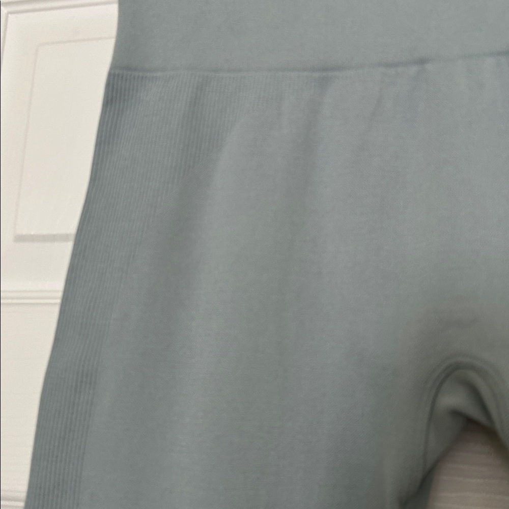 Set Active Ribbed Set in Grey/Blue - Picture 10 of 13